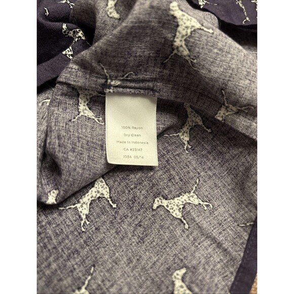 Talbots Dalmatian 3/4 Button Front Shirt Womens Blue Pleated Long Sleeve Size 2P - Picture 7 of 8